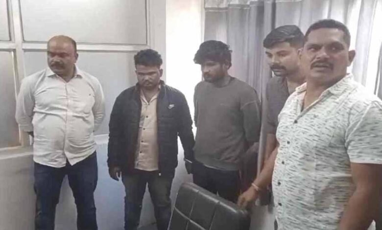 डाकघर में चोरी करने वाले आरोपियों को पुलिस ने किया गिरफ्तार 1 KSHITITECH 1 768 KSHITITECH