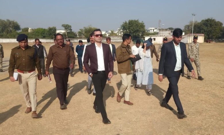 अपर सचिव लवानिया ने खजुराहो में प्रस्तावित केन बेतवा परियोजना कार्यक्रम स्थल का किया निरीक्षण 1 KSHITITECH 16A 39 KSHITITECH