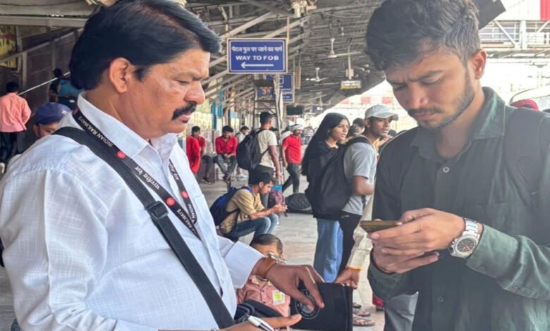 भोपाल मंडल के 9 स्टेशनों पर 'किलाबंदी' टिकट चेकिंग: 1549 यात्री पकड़े गए, ₹8.66 लाख जुर्माना वसूला 1 KSHITITECH 19A 92 KSHITITECH