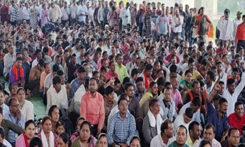 लंबित मांगों को लेकर NHM के संविदा स्वास्थ्य कर्मचारियों में आक्रोश, 19 दिसंबर को सभी जिलों में करेंगे प्रेस कॉन्फ्रेंस 1 KSHITITECH 2 202 KSHITITECH