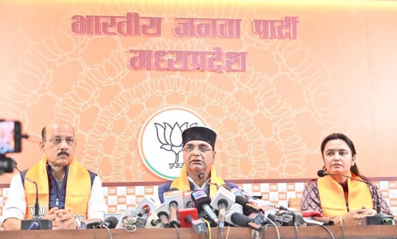 कमलनाथ कार्यकाल के तबादला उद्योग व कर्ज को याद दिलाने पटवारी ने लगाए आरोप: कैबिनेट मंत्री विश्वास सारंग 1 KSHITITECH 2 39 KSHITITECH