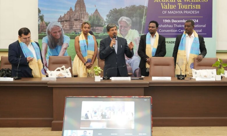 अंतर्राष्ट्रीय डेलिगेट्स के साथ मेडिकल टूरिज्म बढ़ाने पर हुआ मंथन 1 KSHITITECH 20A 13 1 KSHITITECH