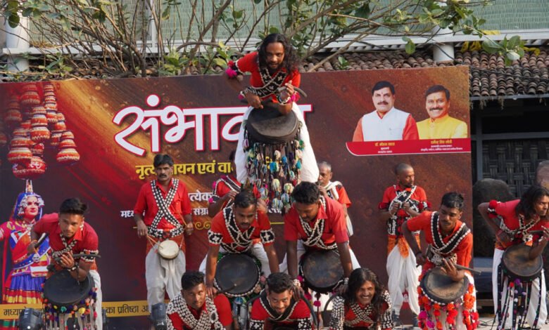 “संभावना’’ गतिविधि में हुई भोजपुरी गायन एवं नृत्य प्रस्तुति 1 KSHITITECH 23A 12 KSHITITECH