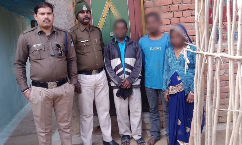 डेढ़ वर्षों से गुमशुदा 19 वर्षीय नवयुवती को कोतवाली अनूपपुर पुलिस द्वारा दस्तयाब कर परिजनों के किया सुपुर्द 1 KSHITITECH 23A 35 KSHITITECH