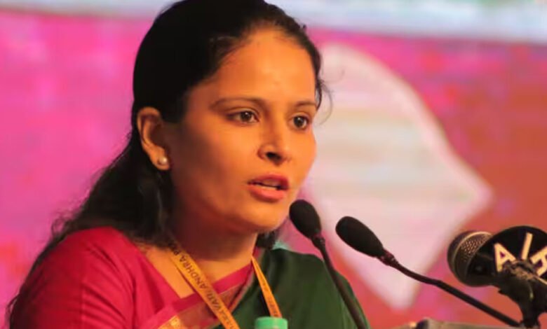 मध्य प्रदेश की तेजतर्रार आईएएस डॉ. सलोनी सिडाना NHM की डायरेक्टर बनी, सरकारी पैसे के दुरुपयोग पर लगेगी लगाम 1 KSHITITECH 26A 27 KSHITITECH
