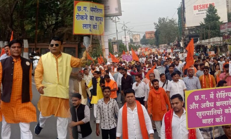 बांग्लादेश में अल्पसंख्यक हिन्दुओ के खिलाफ क्रूरता हिंसा अत्यंत दुर्भाग्यपूर्ण है 1 KSHITITECH 6A 1 KSHITITECH