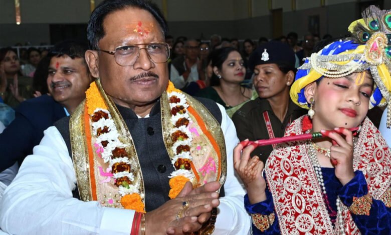मुख्यमंत्री श्रीमद्भागवत कथा में हुए शामिल 1 KSHITITECH 7A 16 KSHITITECH