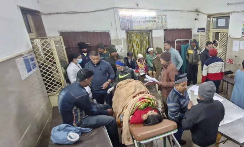 दमोह के नोहटा थाना अंतर्गत सोन नदी के पुल के पासअलसुबह बस पलटी, 9 यात्री हुए घायल... दो गंभीर को जबलपुर रेफर किया 1 Console Corptech Pradakshina Consulting Pvt Ltd 9A 37 1 Console Corptech Pradakshina Consulting Pvt Ltd