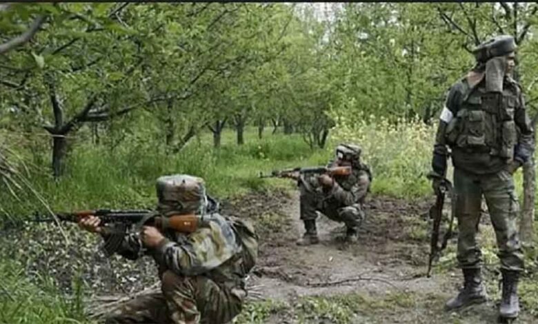 छत्तीसगढ़-सुकमा में सीआरपीएफ और नक्सलियों में फायरिंग में कोबरा बटालियन के दो जवान घायल 1 KSHITITECH Cg 01 2 8 KSHITITECH