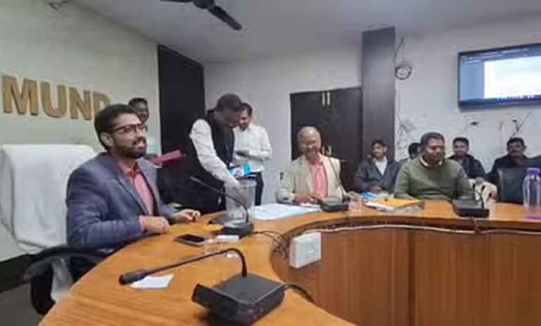 छत्तीसगढ़-महासमुंद में निकाय चुनाव की कलेक्टर ने पूरी करवाई आरक्षण प्रक्रिया 1 KSHITITECH Cg 05 2 2 KSHITITECH