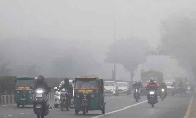 छत्तीसगढ़-पारा गिरने से अस्पतालों में बढ़ेगी सुरक्षा व्यवस्था 1 KSHITITECH Cg 13 2 3 KSHITITECH