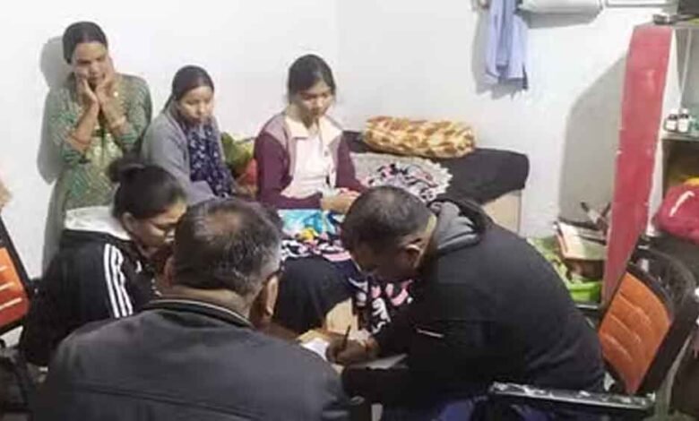 छत्तीसगढ़-कोरबा में चाकू-पत्थर से हमले में पत्नी की मौत और दो बच्चों की हालत गंभीर 1 KSHITITECH Chhattisgarh 03 2 4 KSHITITECH