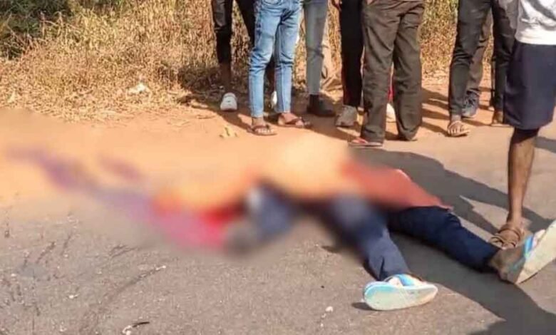 छत्तीसगढ़-धमतरी में अज्ञात वाहन की चपेट में आने से आरक्षक की मौत 1 KSHITITECH Chhattisgarh 11 2 5 KSHITITECH