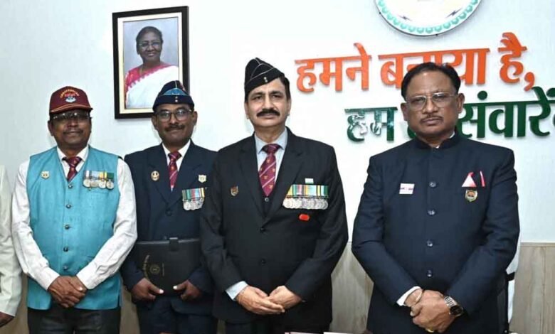 छत्तीसगढ़-सशस्त्र सेना झंडा दिवस पर मुख्यमंत्री बोले- 'सैनिकों के शौर्य और बलिदानों के कारण ही हम सुरक्षित' 1 Console Corptech Pradakshina Consulting Pvt Ltd Chhattisgarh 12 2 4 Console Corptech Pradakshina Consulting Pvt Ltd