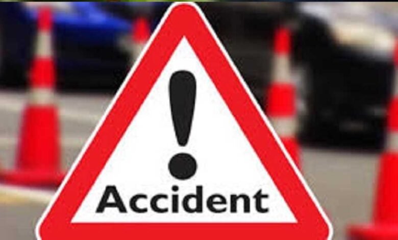 गोरखपुर में भीषण सड़क हादसे में 5 की मौत, 3 गंभीर रूप से घायल 1 KSHITITECH accident 64 3 2 KSHITITECH