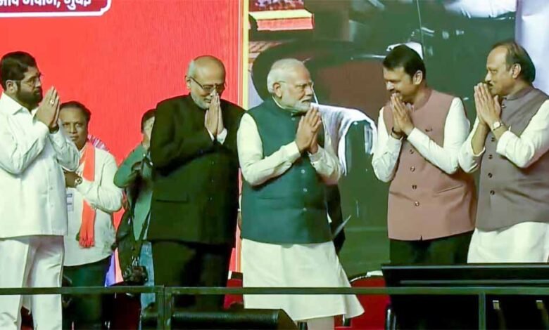 महाराष्ट्र में जब नई सरकार का शपथ ग्रहण का कार्यक्रम चल रहा था, तब चोरों ने हाथ साफ करने का मौका नहीं छोड़ा 1 Console Corptech Pradakshina Consulting Pvt Ltd df1 3 Console Corptech Pradakshina Consulting Pvt Ltd