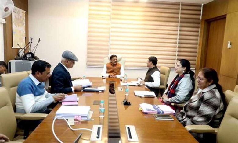 उप मुख्यमंत्री शुक्ल ने स्वास्थ्य संस्थानों के निर्माण कार्यों और नियुक्तियों की प्रगति की समीक्षा की 1 KSHITITECH dipty cm KSHITITECH