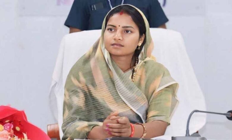 मंत्री राजवाड़े बोली- दिव्यांगजनों के कल्याण और हित में सरकार लगातार कर रही बेहतर कार्य 1 KSHITITECH laxmi rajvade1 KSHITITECH
