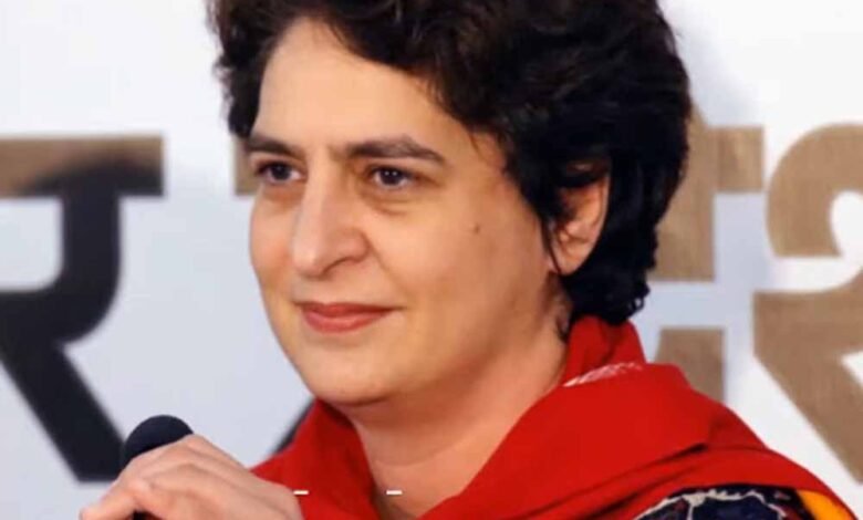 प्रियंका गांधी ने केंद्र सरकार पर साधा निशाना- 'वायनाड के लोगों को बहाने नहीं, मदद चाहिए' 1 KSHITITECH priyanka1 KSHITITECH