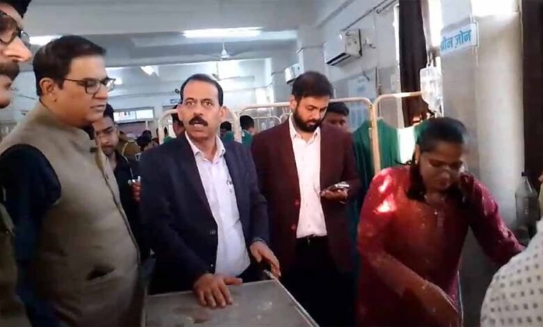 सिंगरौली में फूड प्वाइजनिंग से कई छात्र बीमार, मध्यान्ह भोजन के बाद बच्चों को शुरू हुए उल्टी-दस्त 1 KSHITITECH singroli1 KSHITITECH
