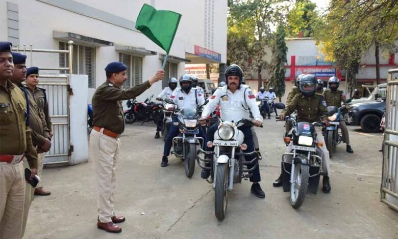 सड़क सुरक्षा माह के समापन पर हेलमेट वितरण एवं जागरूकता रैली का हुआ आयोजन 1 Console Corptech Pradakshina Consulting Pvt Ltd 1 1013 Console Corptech Pradakshina Consulting Pvt Ltd