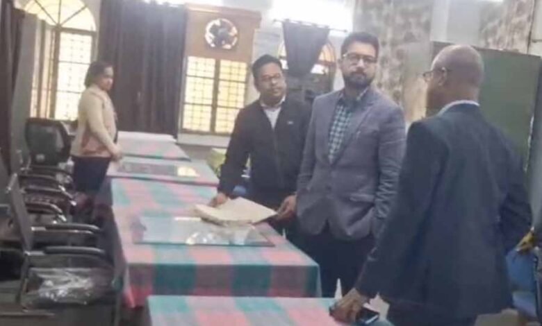 विभिन्न कार्यालयों का कलेक्टर ने किया औचक निरीक्षण, 86 अधिकारी-कर्मचारी मिले नदारद, कारण बताओ नोटिस जारी 1 KSHITITECH 1 283 KSHITITECH