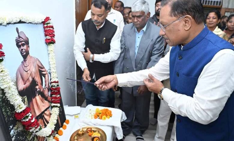 मुख्यमंत्री ने अमर शहीद गेंदसिंह के शहादत दिवस पर उन्हें किया नमन 1 KSHITITECH 1 768 KSHITITECH