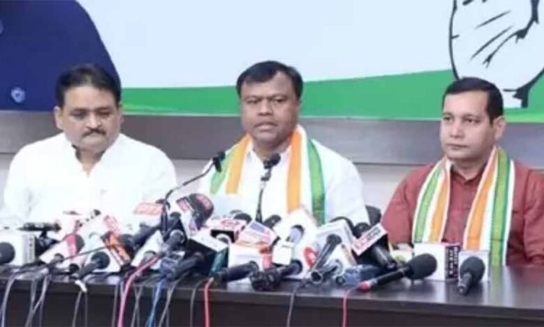 पीसीसी चीफ दीपक बैज कांग्रेस प्रत्याशियों के नामांकन निरस्त होने पर बिफरे, बोले - हाई कोर्ट जाएंगे हम 1 KSHITITECH 1 998 KSHITITECH