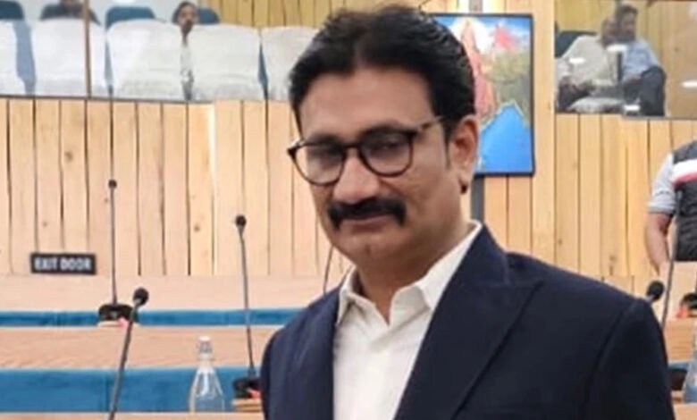 पार्षद कमलेश कालरा के बेटे को निर्वस्त्र कर वीडियो बनाने पर दो आरोपितों का एसआइटी ने रिमांड मांगा 1 KSHITITECH 13A 44 1 KSHITITECH