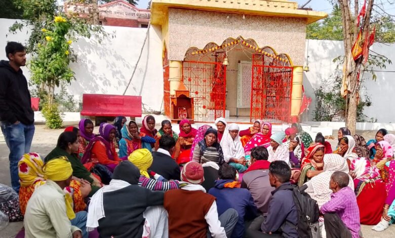 रसोईयों के आर्थिक शोषण के विरुद्ध मुहिम के चलते बीजाडांडी में हुई सभा 1 KSHITITECH 18A 17 KSHITITECH
