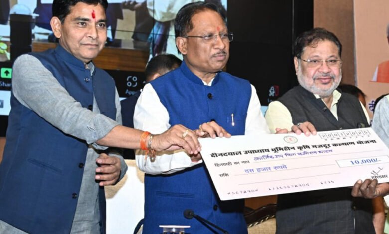 छत्तीसगढ़ के हर नागरिक तक पहुंचे सुशासन का लाभ, हमारी सरकार का है यही प्रयास - मुख्यमंत्री साय 1 KSHITITECH 21A 6 KSHITITECH