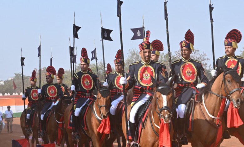 रायपुर : गणतंत्र दिवस समारोह : राज्यपाल श्री रमेन डेका ने राजधानी के मुख्य समारोह में विजेताओं को किया सम्मानित 1 KSHITITECH 27A26 KSHITITECH