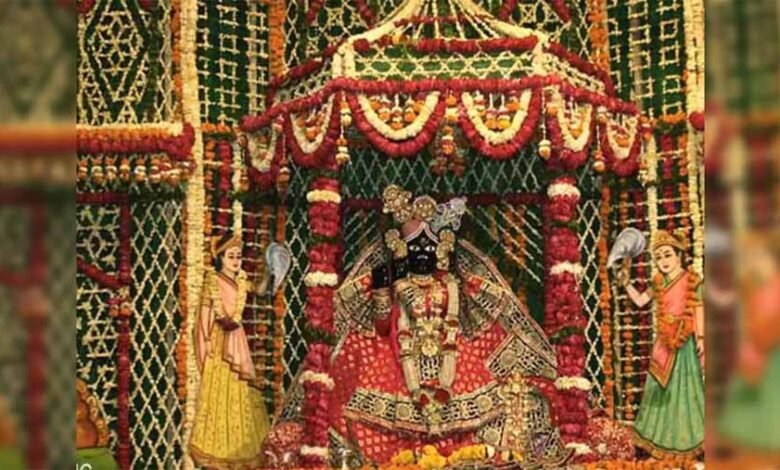 बांके बिहारी मंदिर में अब बरसेगी विदेशी लक्ष्मी, मिला FCRA लाइसेंस 1 KSHITITECH 3 153 KSHITITECH