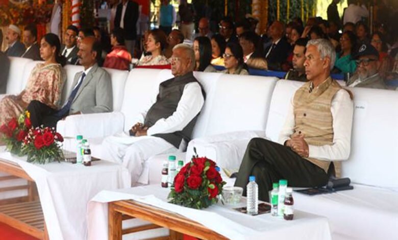 बैंड की सुरमयी और आकर्षक प्रस्तुतियों ने बांधा समाँ : राज्यपाल 1 KSHITITECH 30A 1 1 KSHITITECH