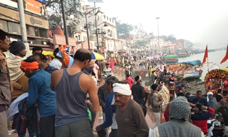 एमपी-यूपी बार्डर पर 24 घंटे बाद हट गया वाहनों का जाम, महाकुंभ से लौटकर आने वाले श्रद्धालु पहुंच रहे चित्रकूट 1 KSHITITECH 30A 47 KSHITITECH