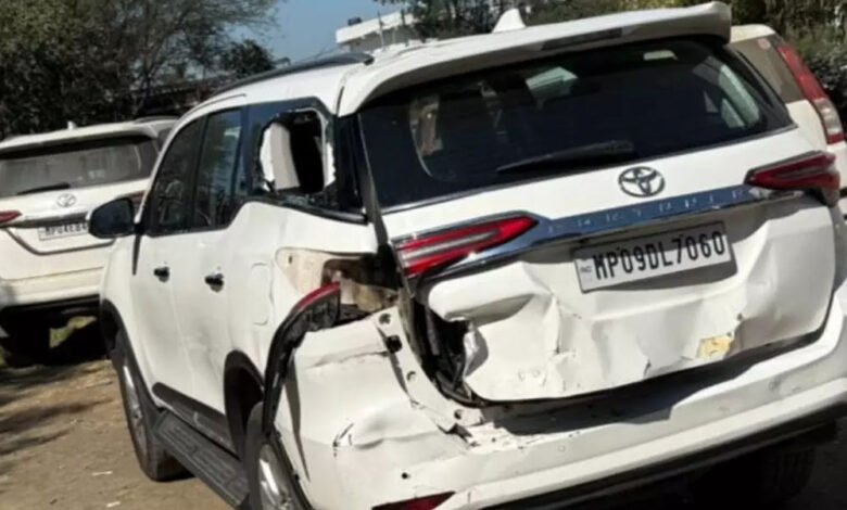 प्रदेश अध्यक्ष जीतू पटवारी की कार का एक्सीडेंट, ट्रक ने पीछे से मारी टक्कर 1 KSHITITECH 30A 56 KSHITITECH