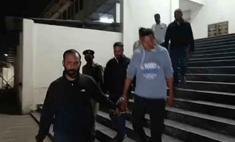छत्तीसगढ़-भिलाई में प्रोफेसर पर हमले का मुख्य आरोपी समेत तीन को भेजा जेल 1 KSHITITECH Cg 03 2 11 KSHITITECH
