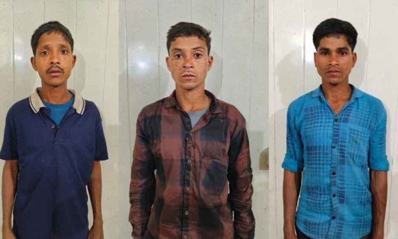 छत्तीसगढ़-नारायणपुर के जंगल में घेराबंदी कर 3 नक्सली गिरफ्तार 1 KSHITITECH Cg 13 2 2 KSHITITECH