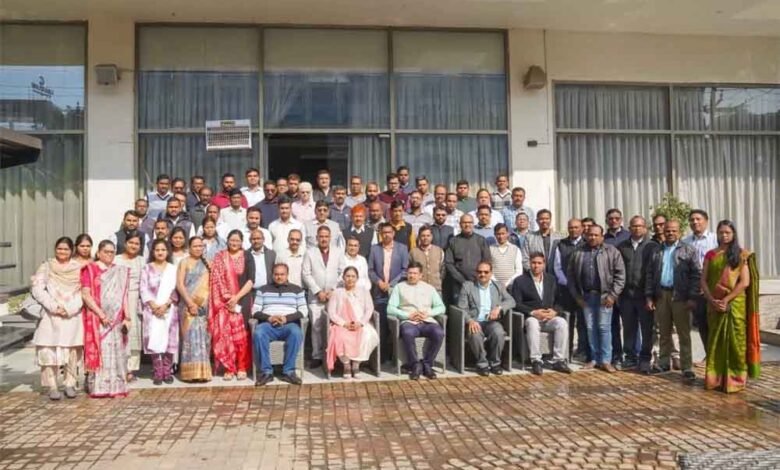 छत्तीसगढ़-रायपुर में वार्षिक औद्योगिक सर्वेक्षण का दो दिवसीय प्रशिक्षण कार्यशाला शुरू 1 KSHITITECH cg 03 2 7 KSHITITECH