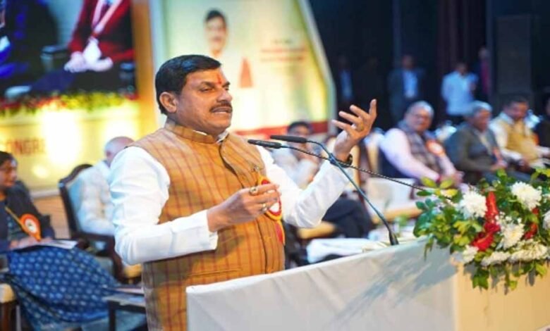 मुख्यमंत्री मोहन यादव ने कांग्रेस पर बड़ा हमला बोलते हुए कहा- कांग्रेस पुराने पापों के लिए माफी मांगे 1 KSHITITECH cm1 11 KSHITITECH