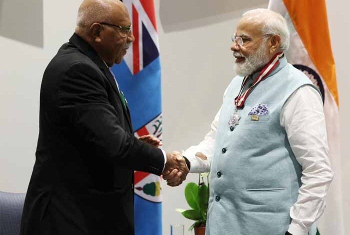 फिजी के प्रधानमंत्री ने कहा कि पीएम मोदी पूरी दुनिया में शांति और हिंदुओं के प्रतीक बन गए हैं 1 KSHITITECH fiji1 KSHITITECH