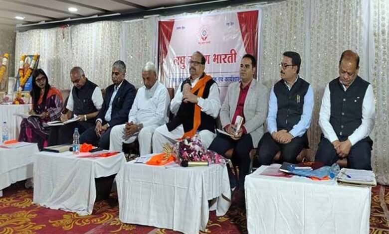 मुख्यमंत्री डॉ. यादव के नेतृत्व में उद्योगों का तीव्र गति से विकास हो रहा है : मंत्री श्री काश्यप 1 KSHITITECH kasyap KSHITITECH