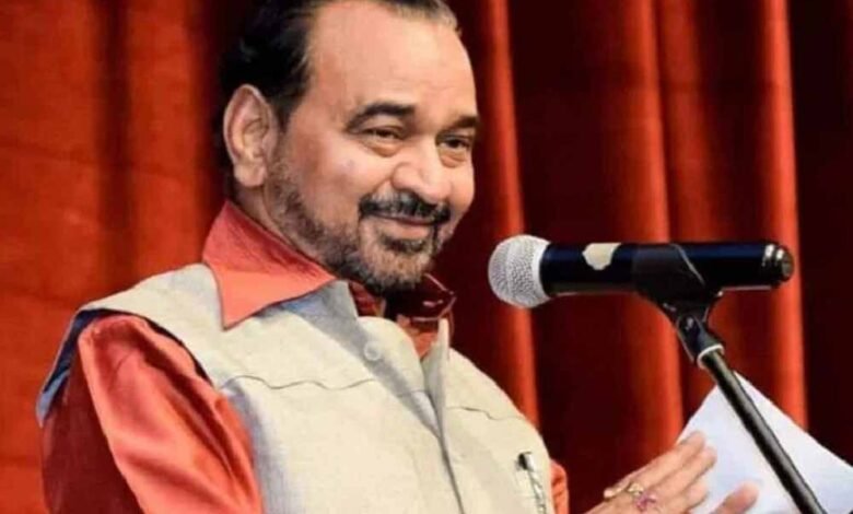 गणतंत्र दिवस की पूर्व संध्या पर कवि सम्मेलन आज, राष्ट्रीय कवि प्रदीप सम्मान वर्ष 2023 से अलंकृत होंगे डॉ. सुरेश अवस्थी 1 KSHITITECH kavi KSHITITECH