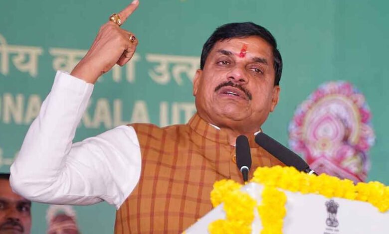 धार्मिक नगरों में शराब बंदी की घोषणा 24 जनवरी को महेश्वर में होने वाली कैबिनेट बैठक में संभव ! 1 KSHITITECH mohan 3A 122 1 3 KSHITITECH