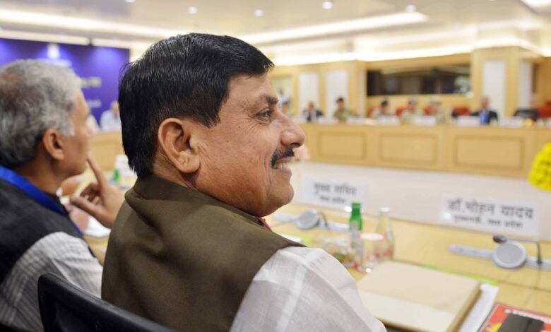 जनवरी से मध्यप्रदेश में मंत्रालय सहित विभिन्न विभागों में ई-ऑफिस प्रणाली लागू हो गई 1 KSHITITECH mohan 8A 1 KSHITITECH