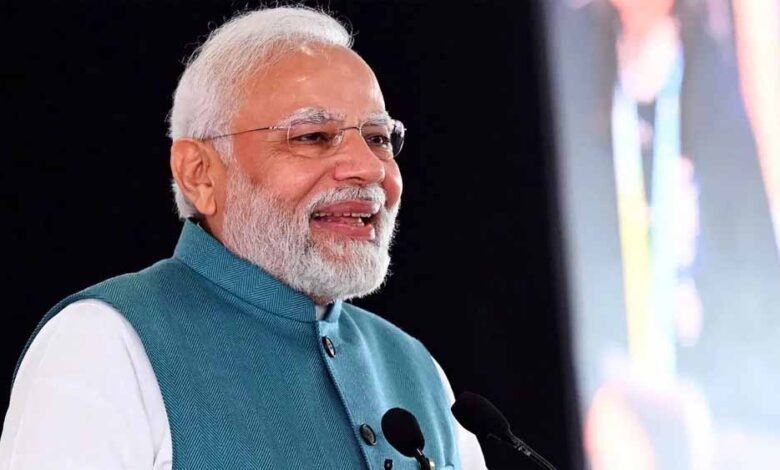 पीएम मोदी ने कहा- 'गांव के लोगों को गरिमापूर्ण जीवन देना मेरी सरकार की प्राथमिकता है, हमारा विजन है 1 KSHITITECH pm3 1 KSHITITECH