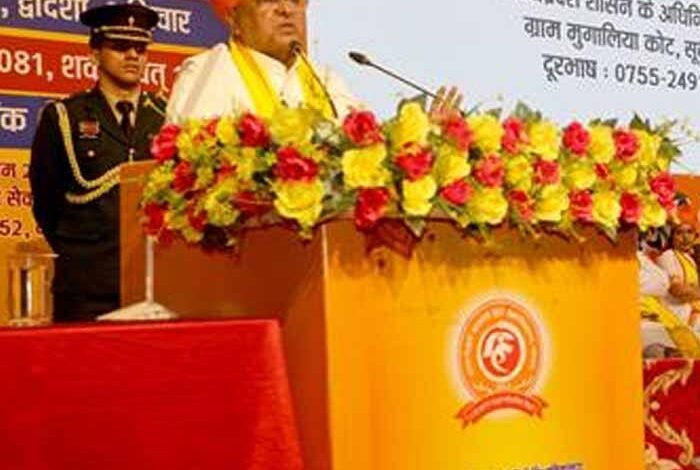 राज्यपाल हिन्दी विश्वविद्यालय के पांचवें दीक्षांत समारोह में हुए शामिल, कहा- ज्ञानवान होने के साथ उसे आचरण में उतारना जरूरी 1 KSHITITECH rajypal1 1 KSHITITECH