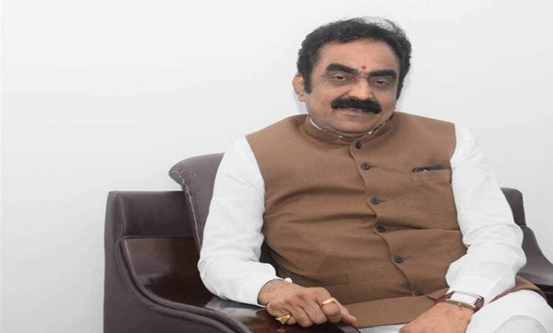 मंत्री राकेश सिंह की तबियत बिगड़ी, ग्वालियर से जबलपुर लौट रहे थे, सागर में रोका गया काफिला 1 KSHITITECH rakesh singh A 38 2 KSHITITECH