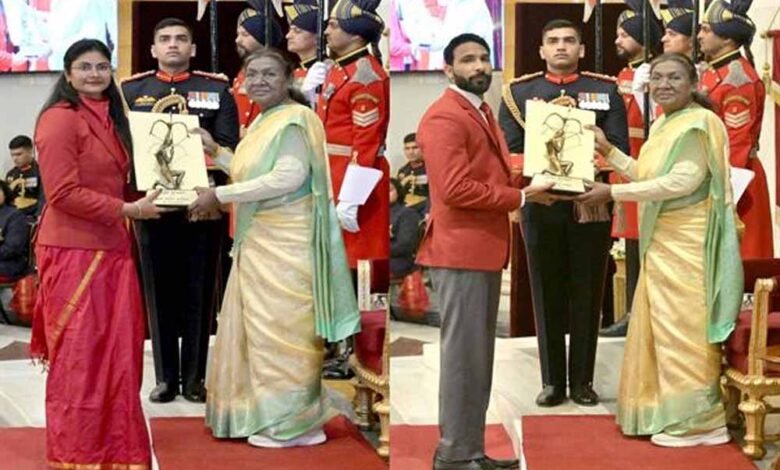 मुख्यमंत्री डॉ. यादव ने पैरालम्पिक खिलाड़ी रूबीना और कपिल को अर्जुन अवॉर्ड 2024 से सम्मानित होने पर दी बधाई 1 KSHITITECH rastpati KSHITITECH