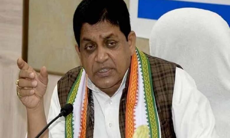 शिव डहरिया कांग्रेस नेताओं के प्रदेश कार्यालय नहीं पहुंचने पर जमकर भड़के 1 KSHITITECH shivkumar1 KSHITITECH